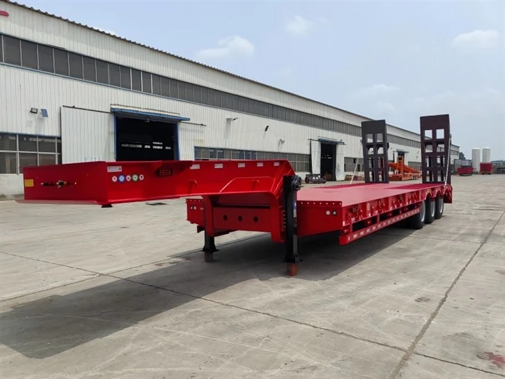 Rơ moóc sàn thấp tải trọng 60 tấn 3 trục 12 lốp